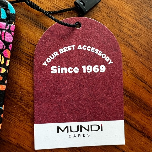 Women’s Multi-Colored Snake Design Card Holder! - Picture 3 of 8